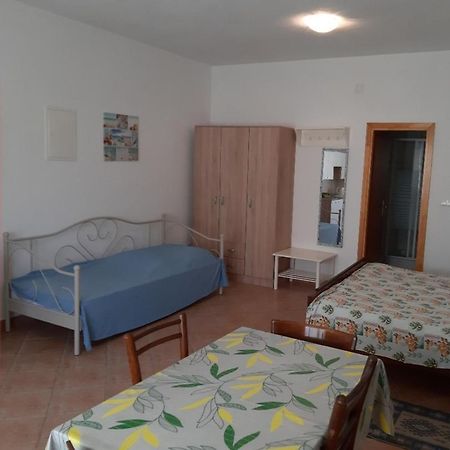 Tonka Apartment Хвар Екстериор снимка