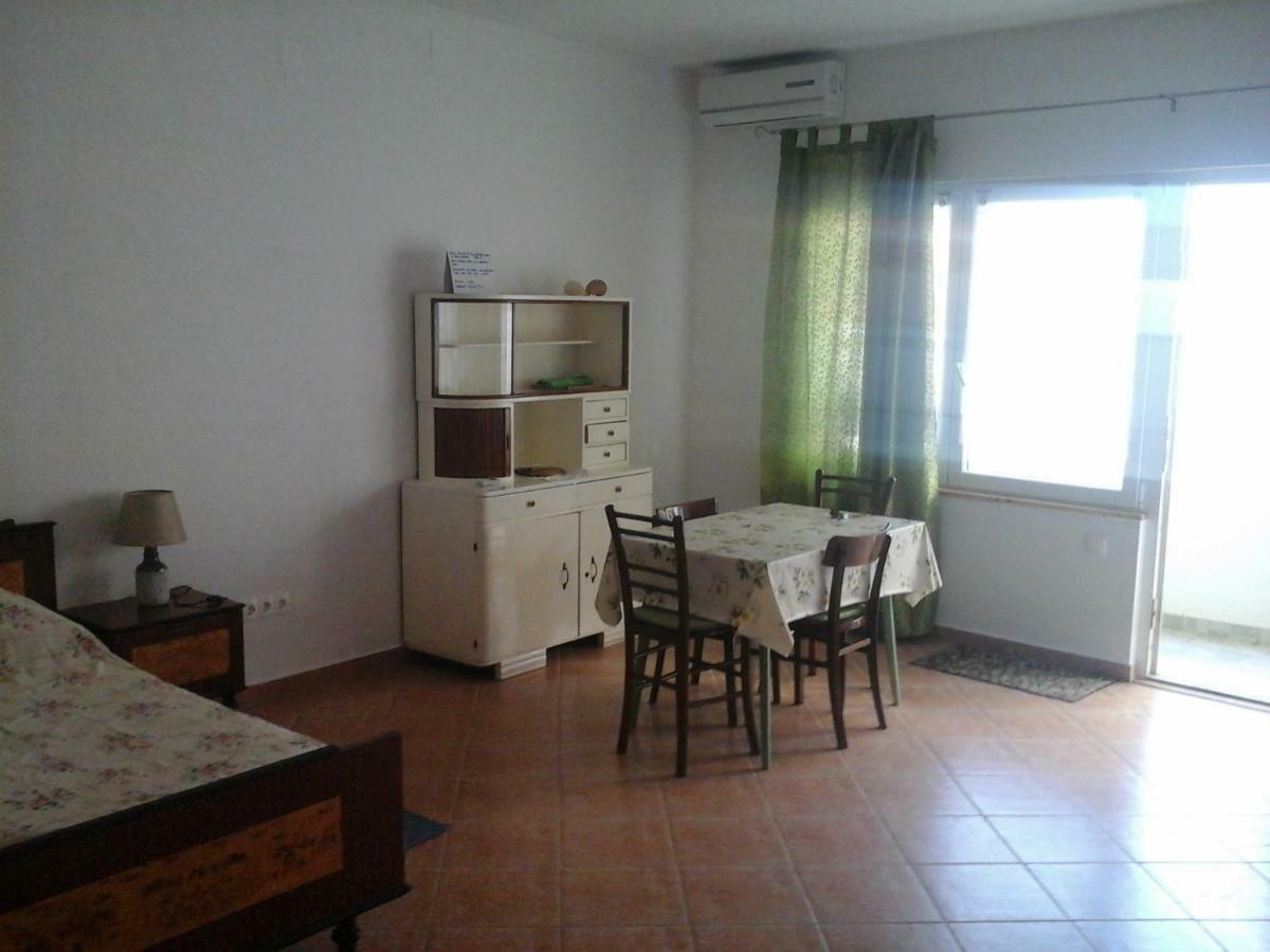 Tonka Apartment Хвар Екстериор снимка